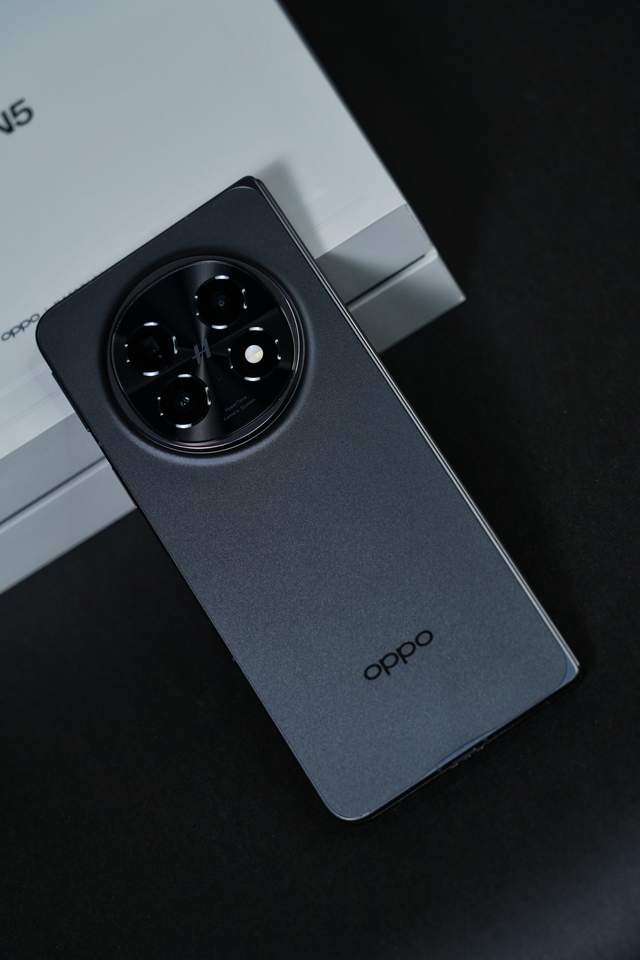 号称全球最薄的OPPO Find N5：不只轻薄，能说的都告诉你！